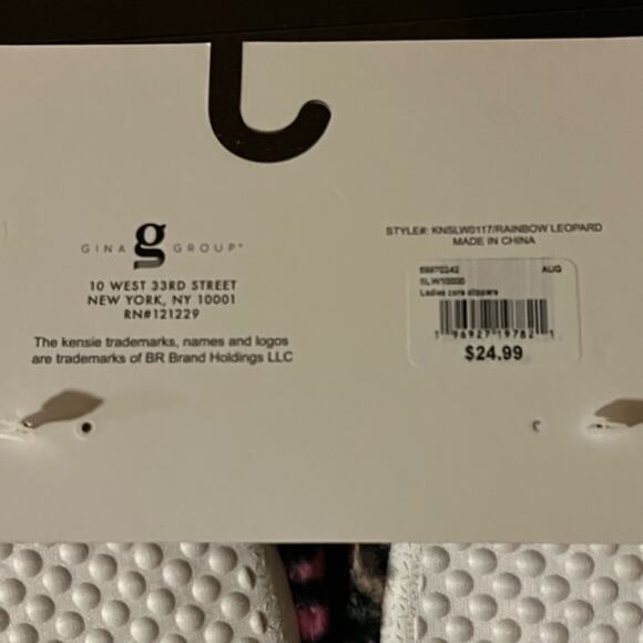 Kensie Animal Print Memory Foam Slippers Pink Rainbow Women's size 9 - Picture 2 of 7